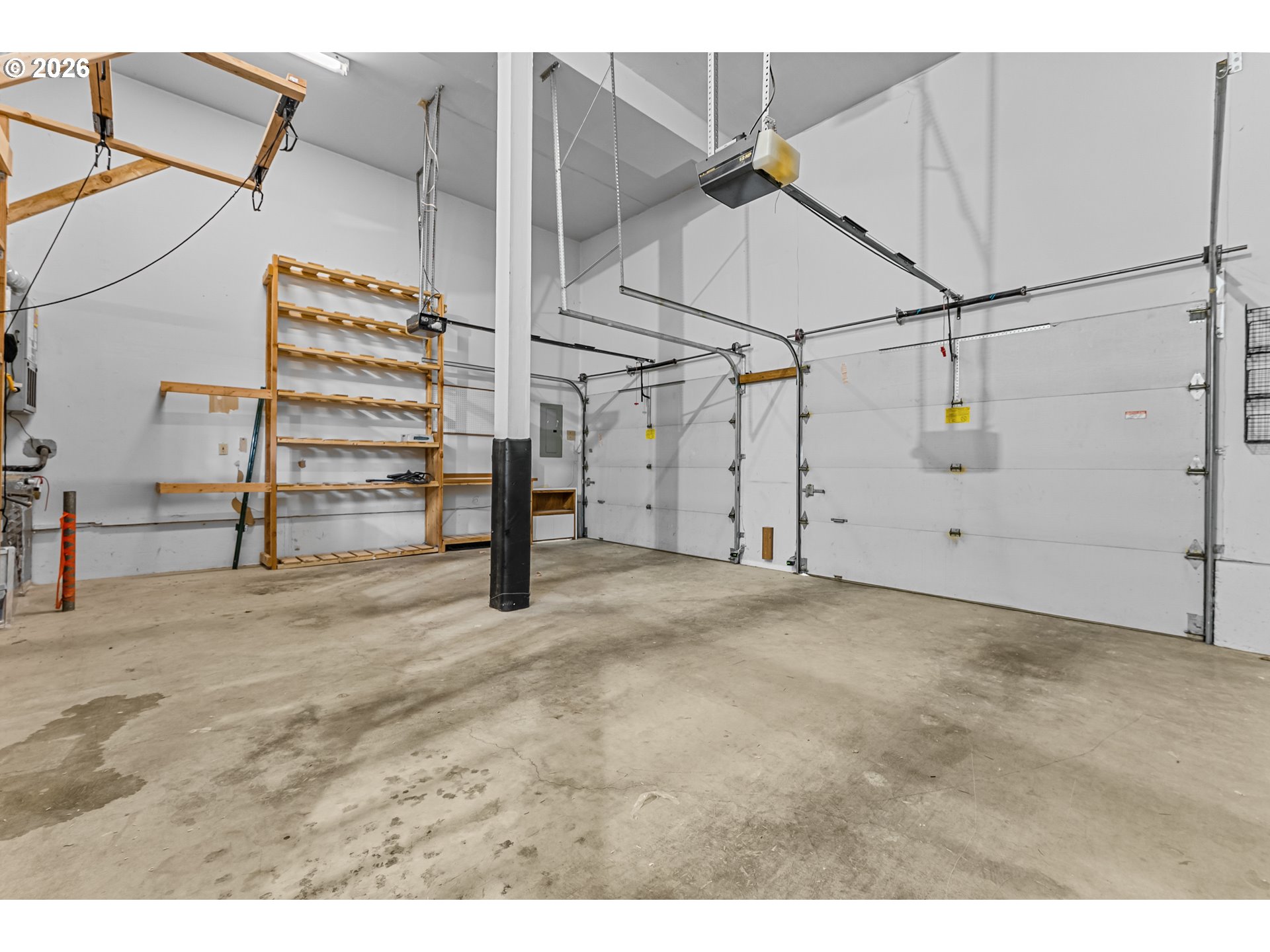 8500 Southwest 184th Loop Beaverton, OR 97007 - Photo 37 of 46 Garage