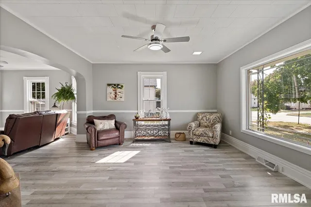 $269,900 | 608 South Oakwood Avenue, Geneseo, IL 61254