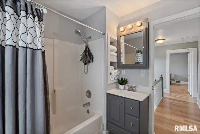 $269,900 | 608 South Oakwood Avenue, Geneseo, IL 61254