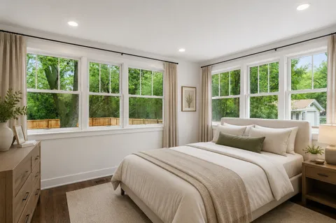 $629,000 | 209 Raymond Avenue, Barrington, IL 60010