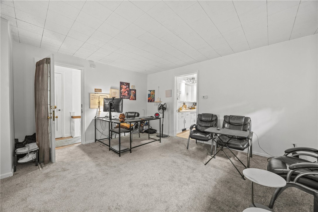 98 Melrose Street Rochester, NY 14619 - Photo 5 of 31 Gallery Image 5
