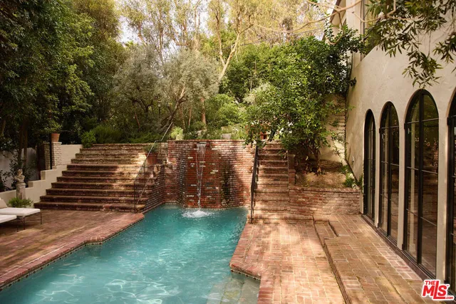 a view of a yard with stairs