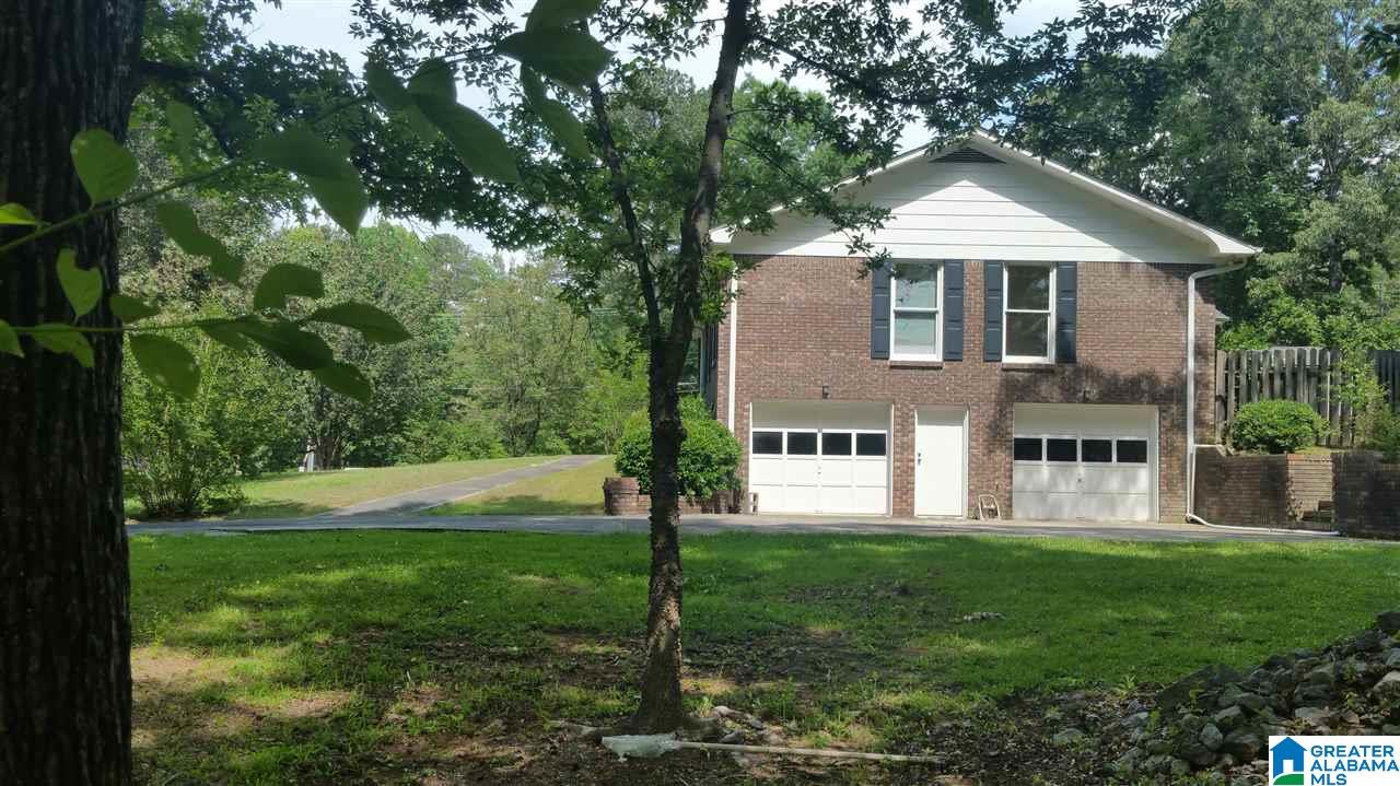 108 Dee Hendrix Road Bessemer, AL 35023 - Photo 9 of 28