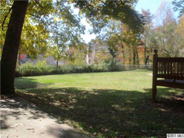 7031 Crossridge Road Charlotte, NC 28214 - Photo 2 of 16 Gallery Image 2