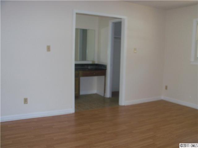 7031 Crossridge Road Charlotte, NC 28214 - Photo 16 of 16 Gallery Image 16