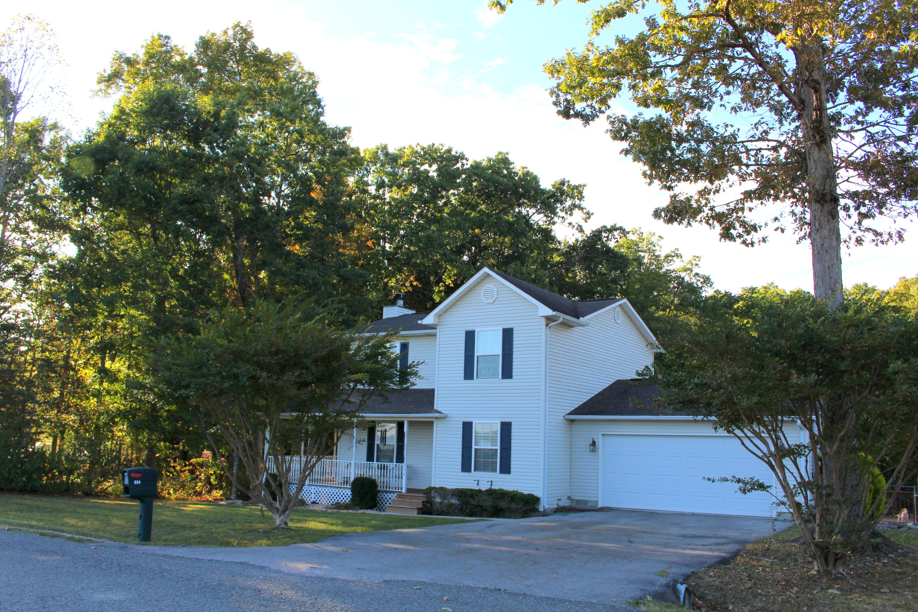 934 Airport Road Oneida, TN 37841 - Photo 1 of 36 IMG_0976
