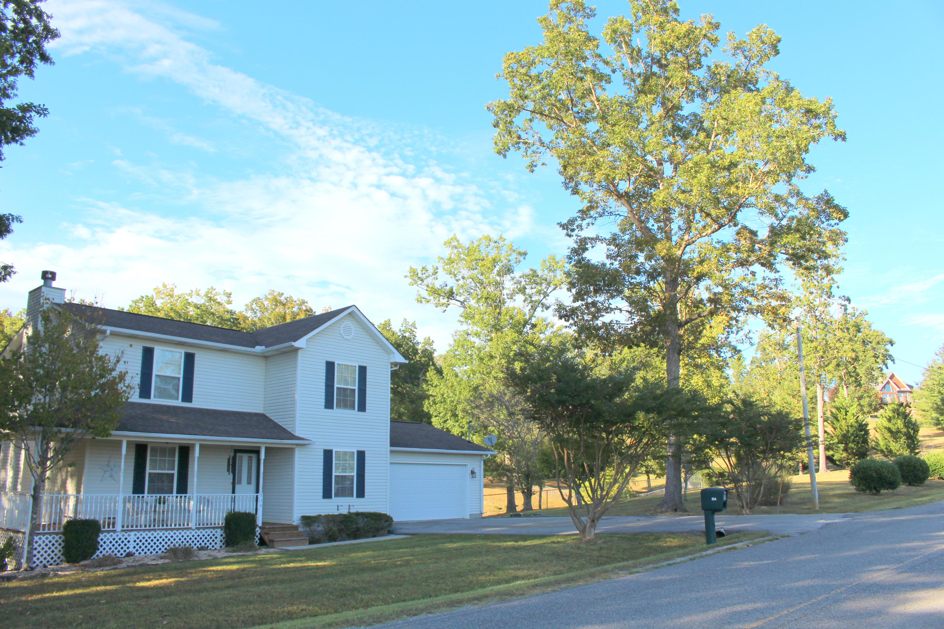 934 Airport Road Oneida, TN 37841 - Photo 2 of 36 IMG_0978