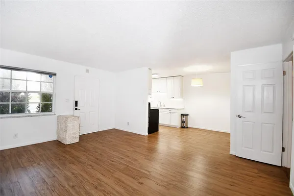 $1,800 | 900 Northeast 26th Street, Unit 7, Wilton Manors, FL 33305