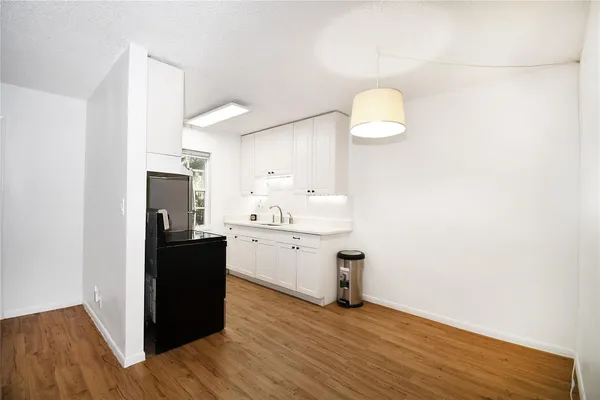 $1,800 | 900 Northeast 26th Street, Unit 7, Wilton Manors, FL 33305