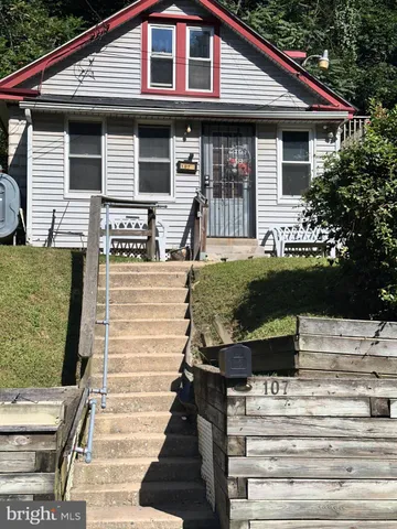 $135,000 | 107 Ash Street, Coatesville, PA 19320
