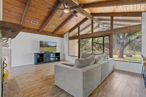 $675,000 | 121 Merrywood Lane, San Marcos, TX 78666