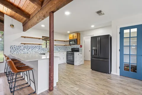 $675,000 | 121 Merrywood Lane, San Marcos, TX 78666