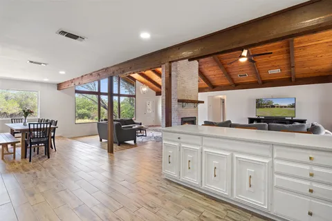 $675,000 | 121 Merrywood Lane, San Marcos, TX 78666