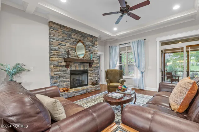 $799,900 | 2 Thagard Lane, Whispering Pines, NC 28327