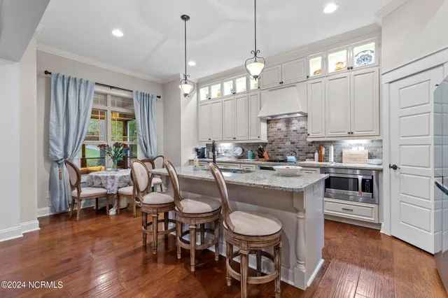 $799,900 | 2 Thagard Lane, Whispering Pines, NC 28327