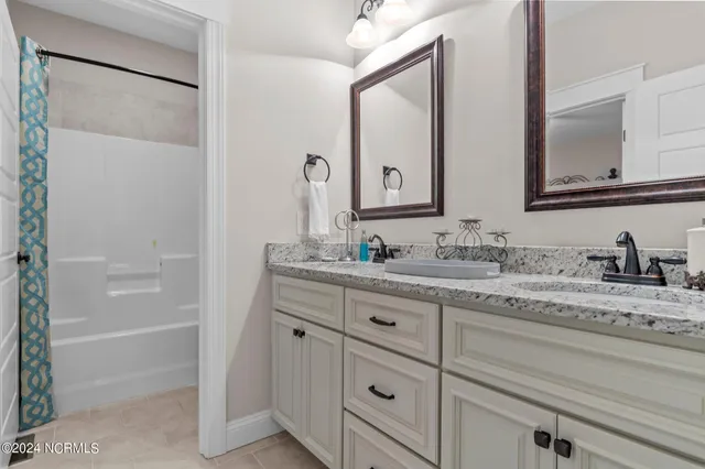 $799,900 | 2 Thagard Lane, Whispering Pines, NC 28327