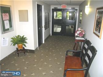 111 Brandon Road Norristown, PA 19403 - Photo 8 of 9 View