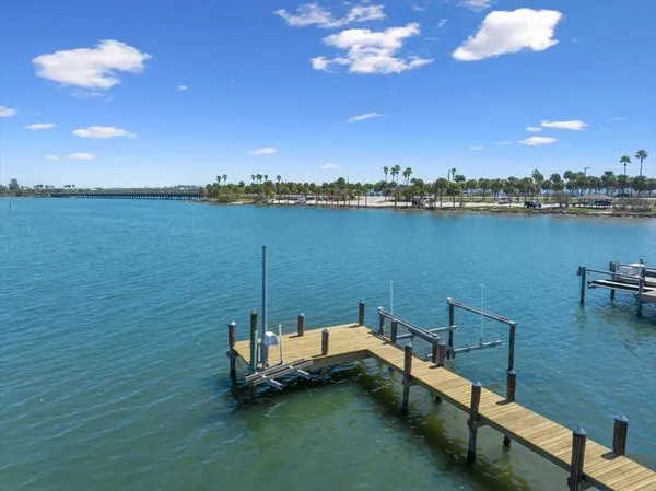 $1,670,000 | 8820 44th Avenue, Sebastian, FL 32958