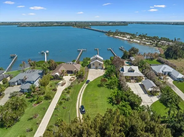 $1,670,000 | 8820 44th Avenue, Sebastian, FL 32958
