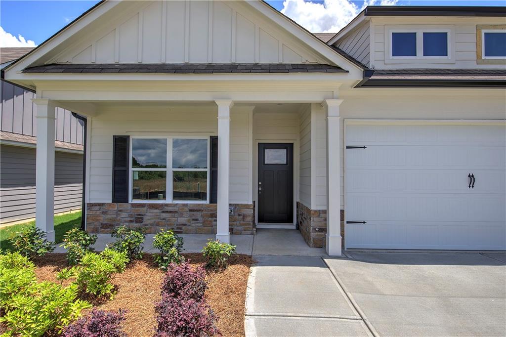 141 Sunflower Circle Cartersville, GA 30121 - Photo 2 of 47