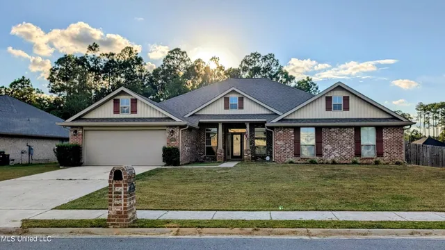 $379,900 | 6269 Roxanne Way, Biloxi, MS 39532