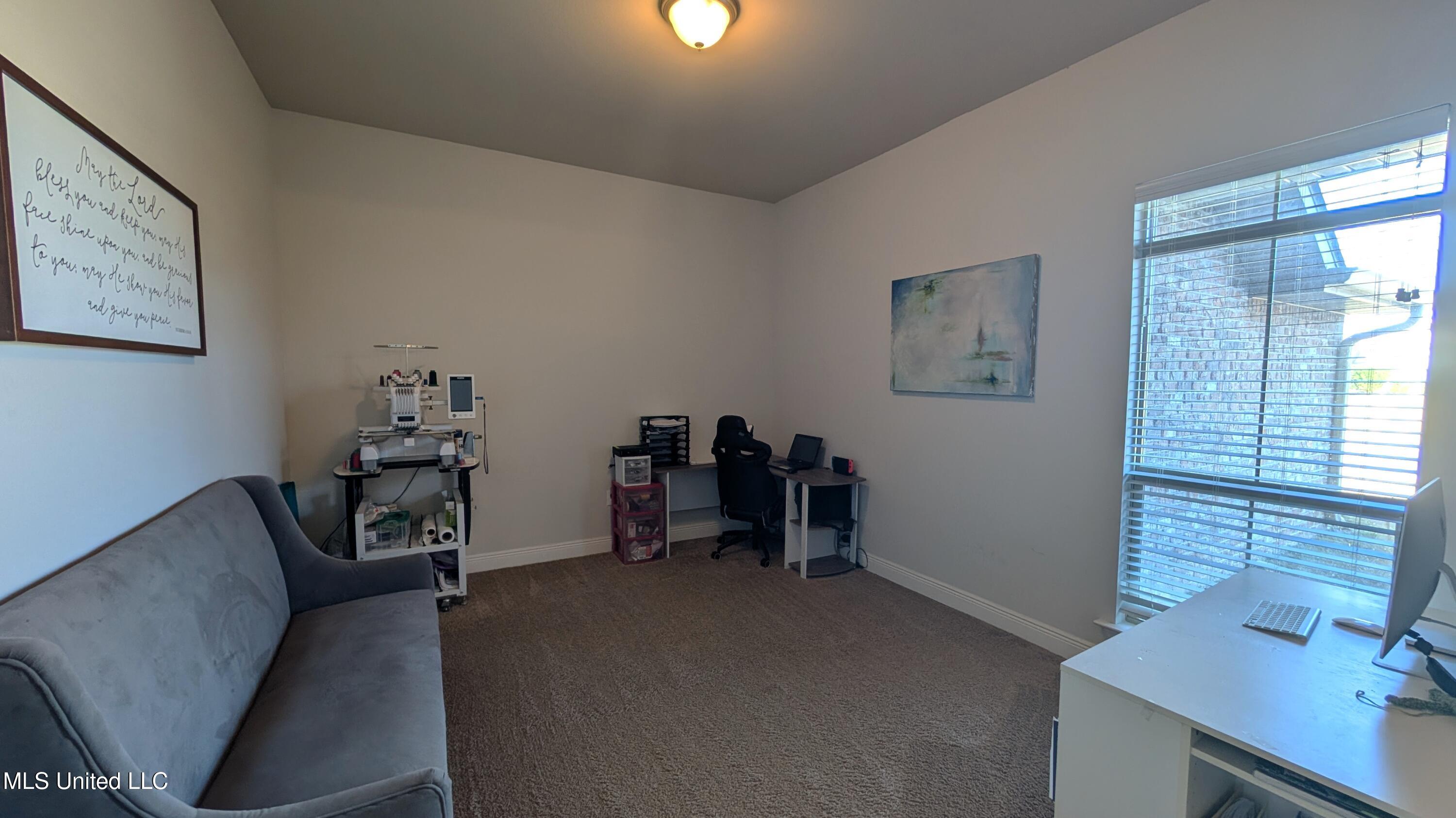 6269 Roxanne Way Biloxi, MS 39532 - Photo 23 of 27 24 Office