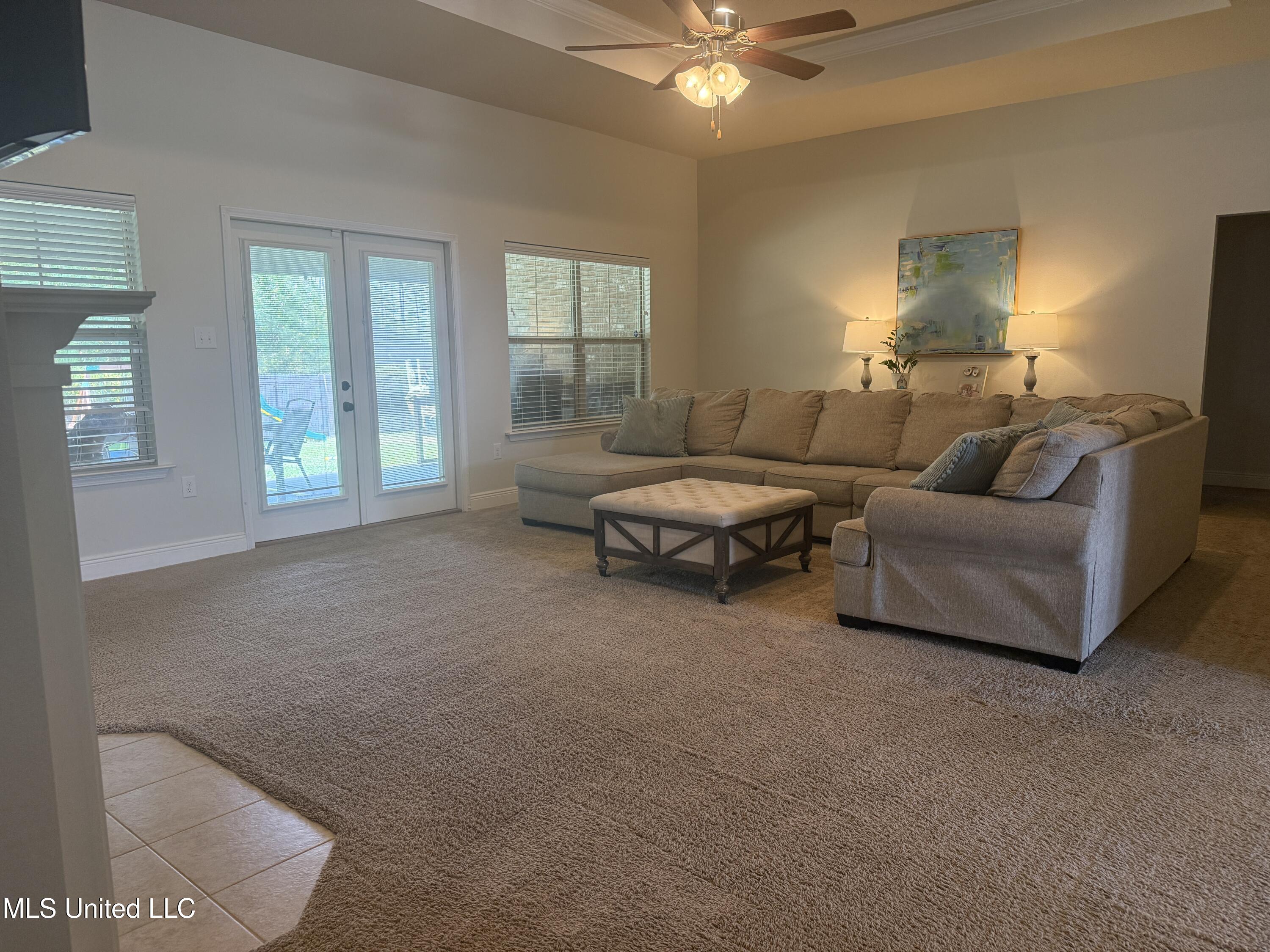 6269 Roxanne Way Biloxi, MS 39532 - Photo 9 of 27 9 Living Room