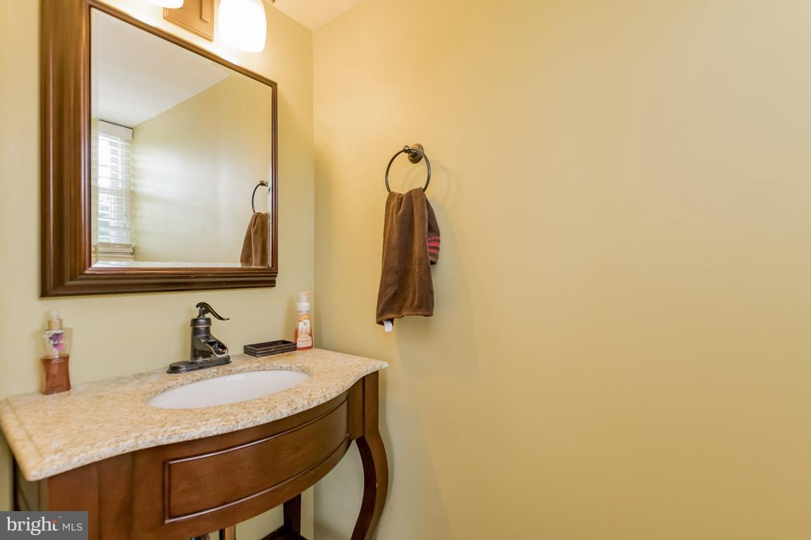 5 Vicky Court Baltimore, MD 21236 - Photo 19 of 30 Updated Bathroom