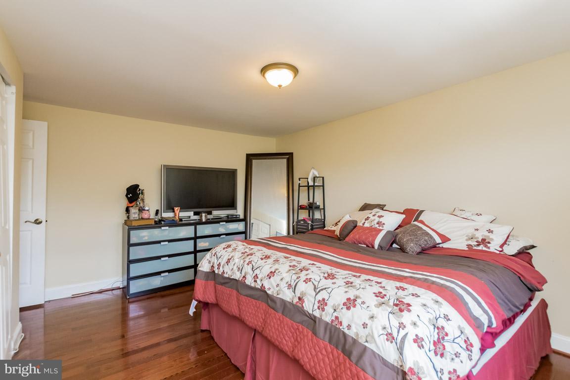 5 Vicky Court Baltimore, MD 21236 - Photo 24 of 30 Bedroom