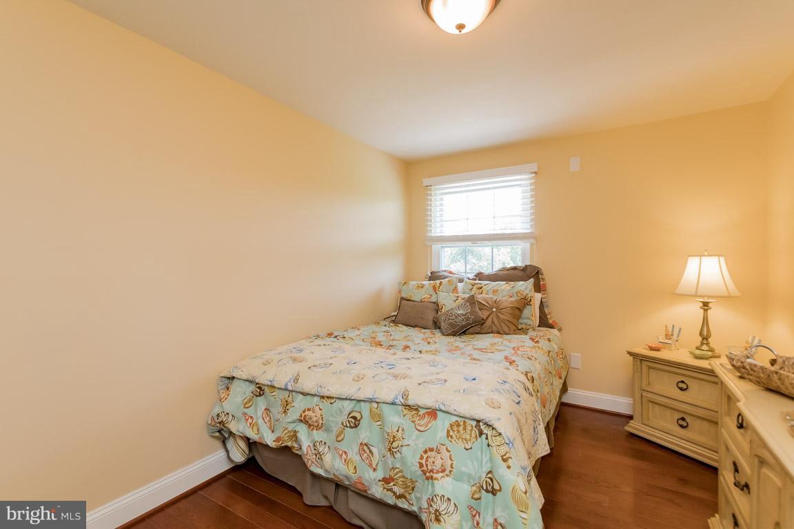 5 Vicky Court Baltimore, MD 21236 - Photo 26 of 30 Bedroom