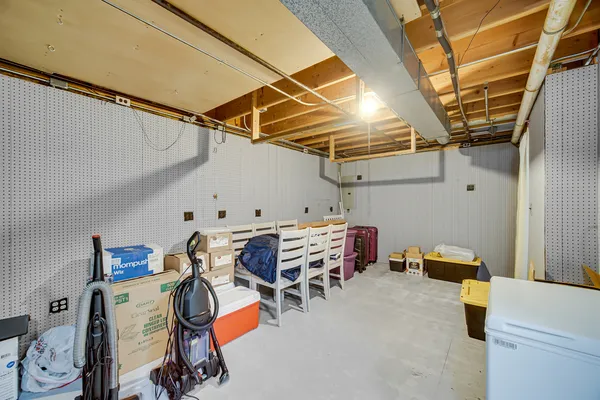 a view of a storage & utility room