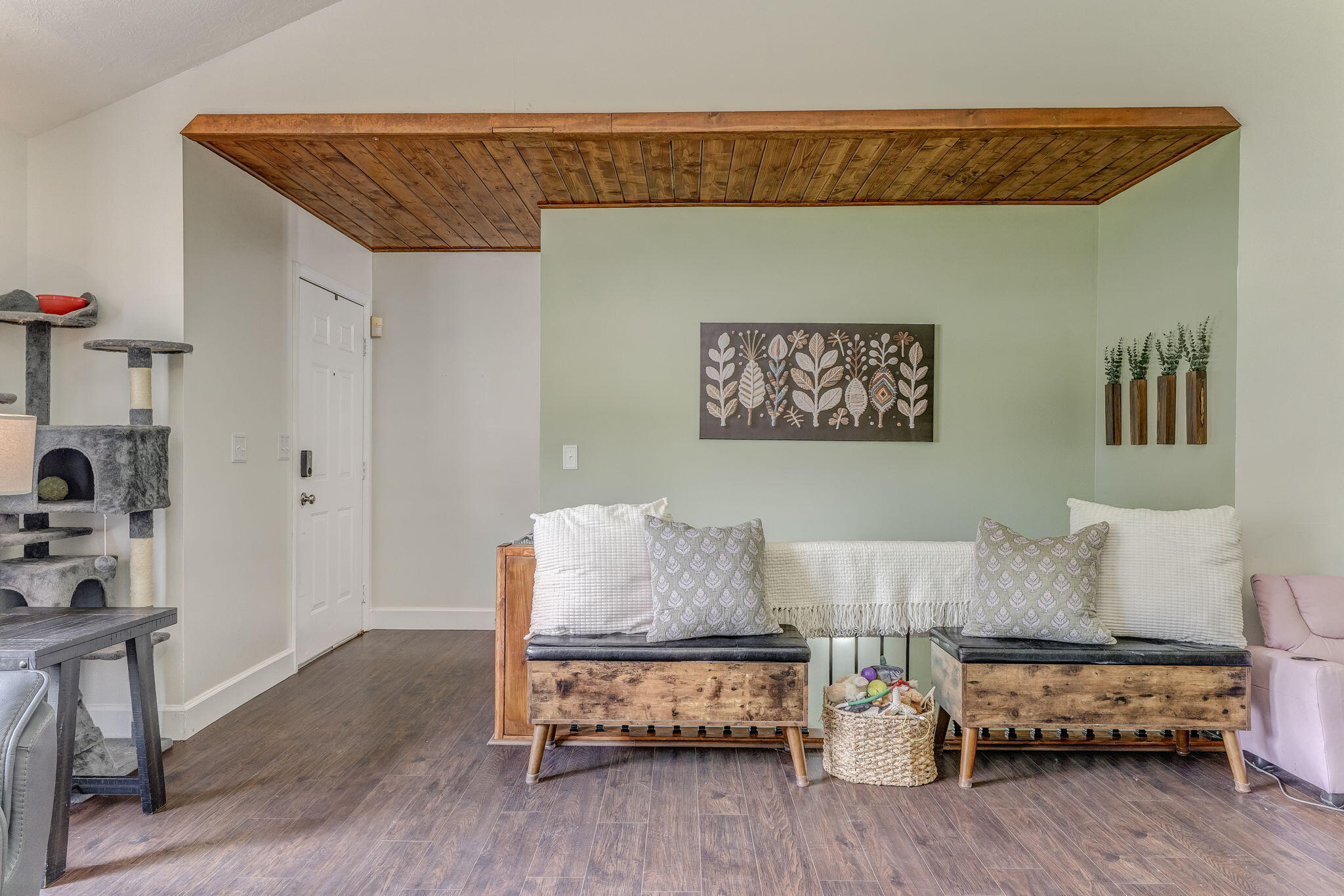 15 Pine Street Ringgold, GA 30736 - Photo 9 of 27 living room 4 15