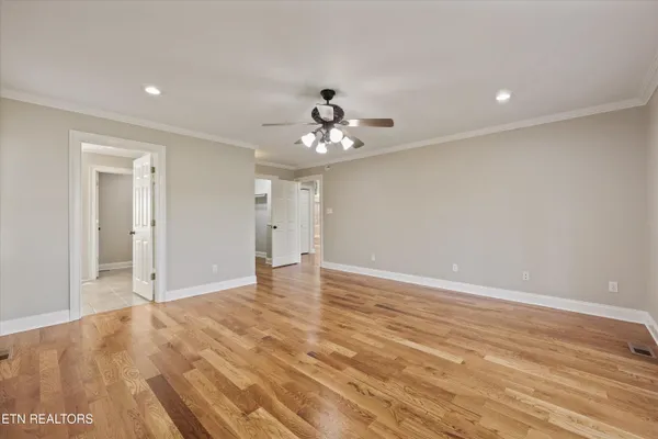$849,400 | 865 Stonegate Way, Townsend, TN 37882