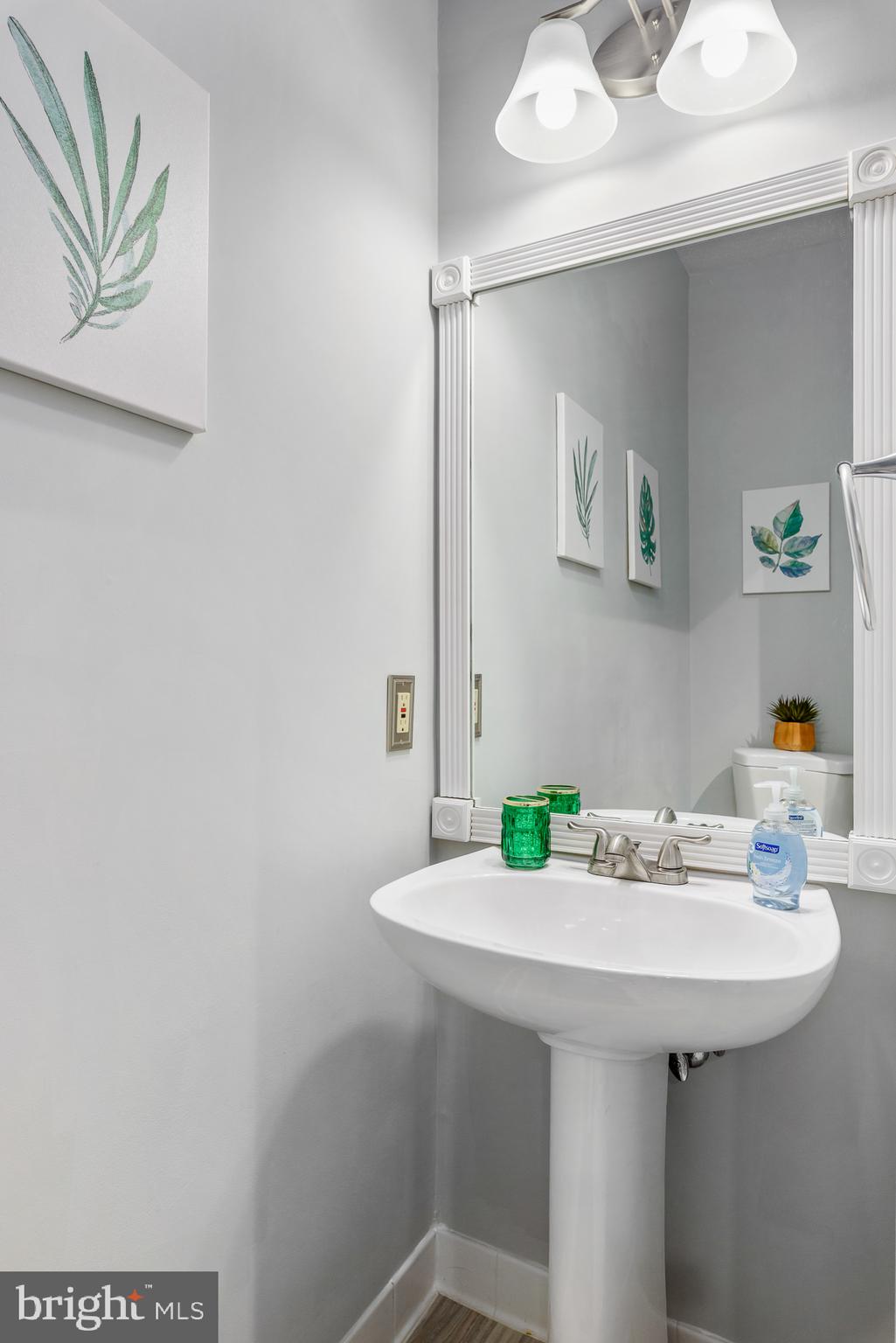 1712 Lake Shore Crest Drive, Unit 13 Reston, VA 20190 - Photo 23 of 30