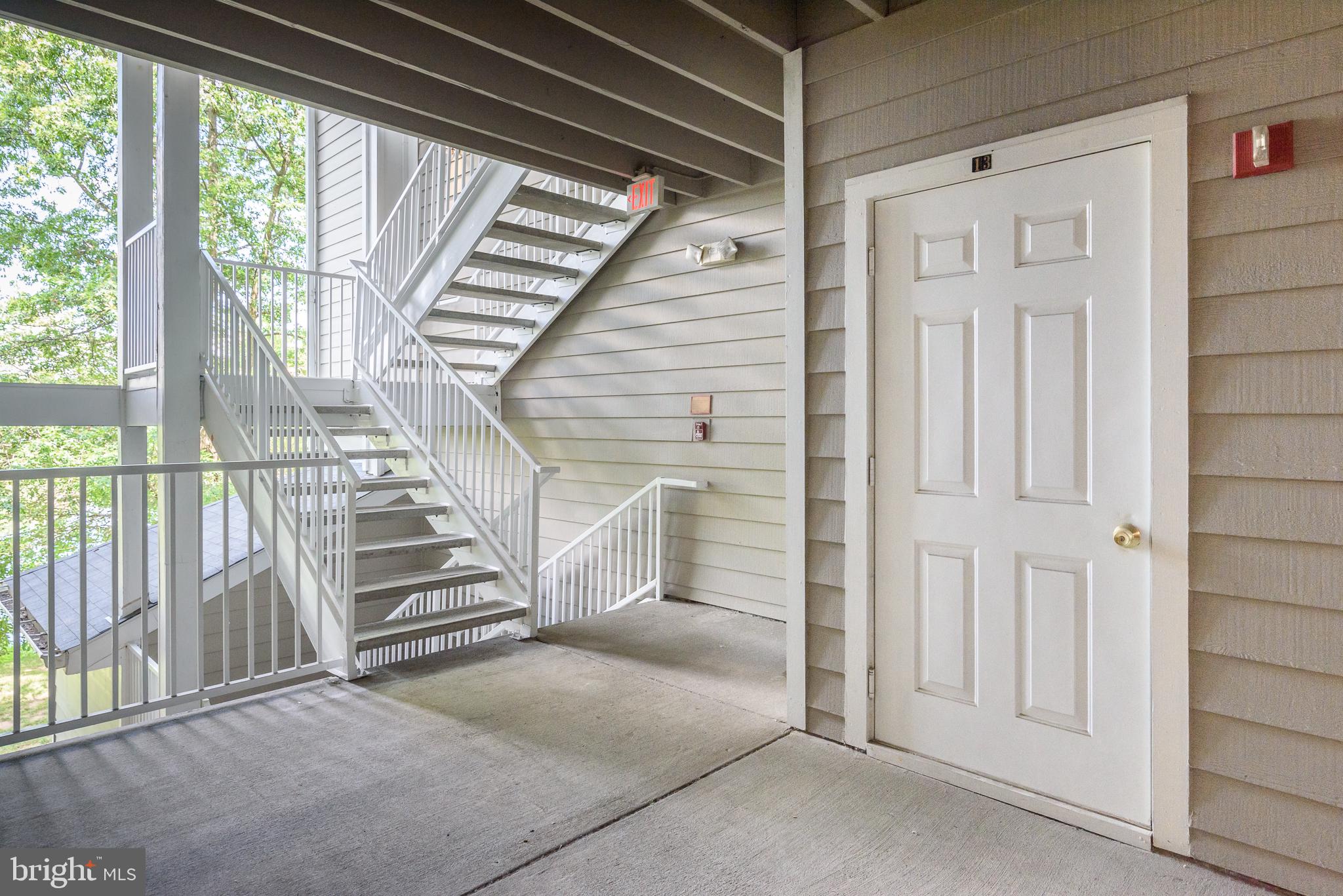 1712 Lake Shore Crest Drive, Unit 13 Reston, VA 20190 - Photo 4 of 30