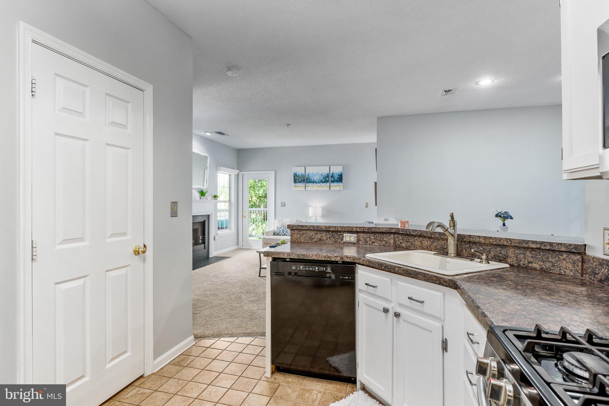 1712 Lake Shore Crest Drive, Unit 13 Reston, VA 20190 - Photo 8 of 30