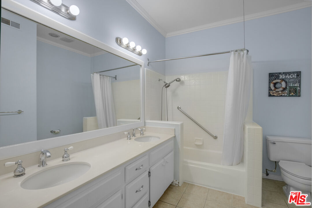 8171 Racepoint Drive, Unit 104 Huntington Beach, CA 92646 - Photo 14 of 31