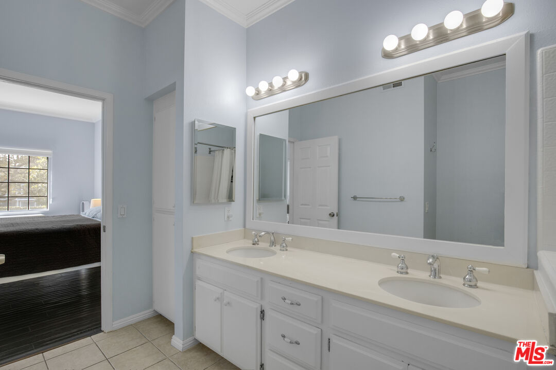 8171 Racepoint Drive, Unit 104 Huntington Beach, CA 92646 - Photo 15 of 31