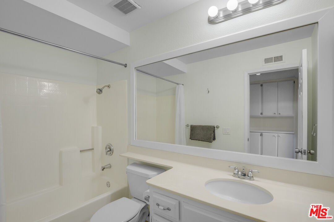 8171 Racepoint Drive, Unit 104 Huntington Beach, CA 92646 - Photo 17 of 31