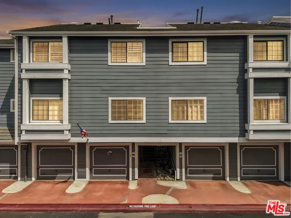$743,000 | 8171 Racepoint Drive, Unit 104, Huntington Beach, CA 92646