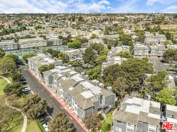 $743,000 | 8171 Racepoint Drive, Unit 104, Huntington Beach, CA 92646