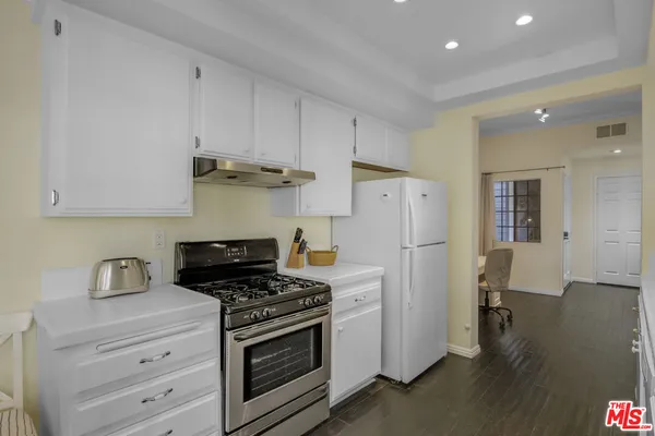 $743,000 | 8171 Racepoint Drive, Unit 104, Huntington Beach, CA 92646