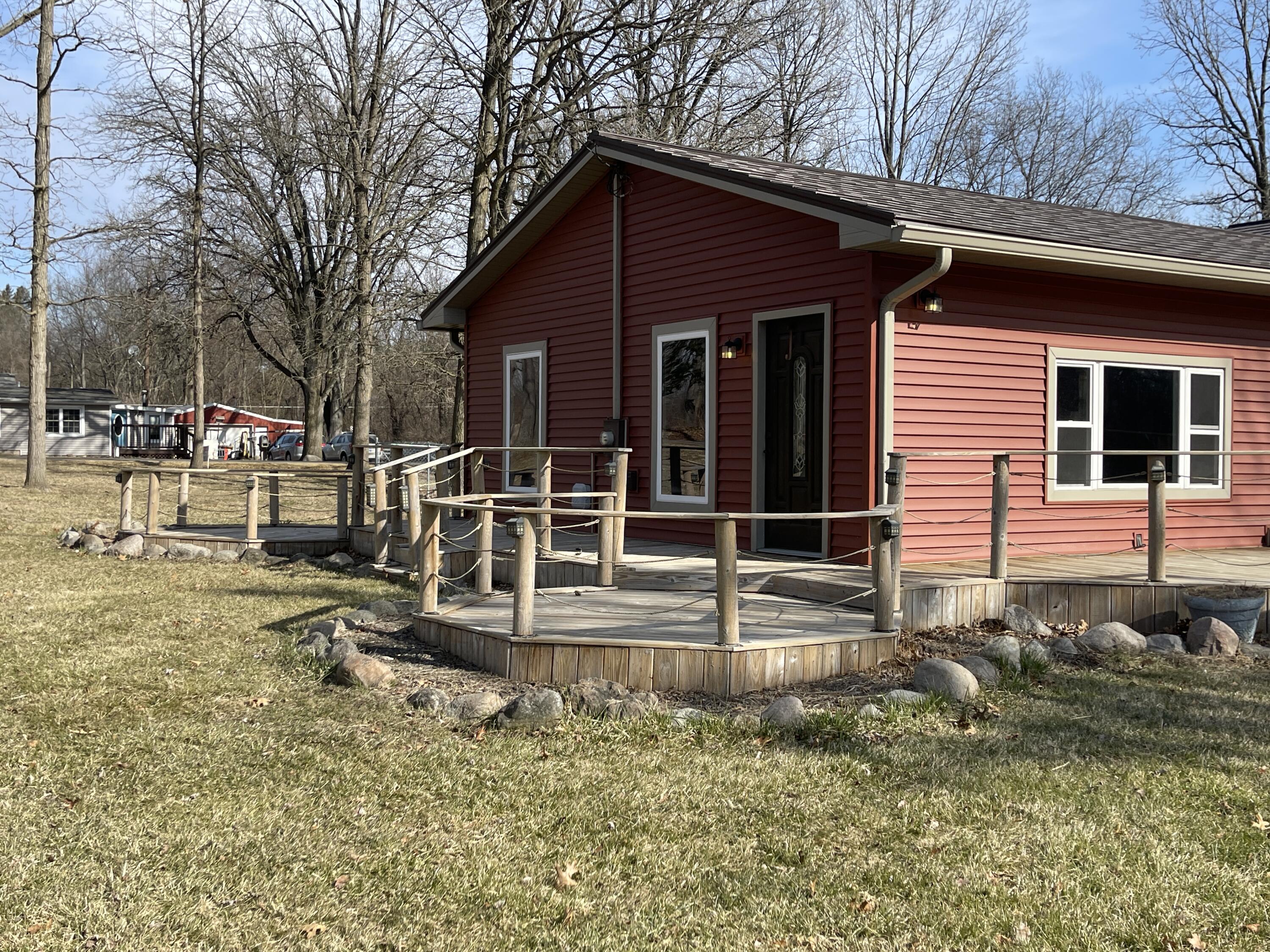 2721 Walcott Road Jackson, MI 49201 - Photo 3 of 78 IMG_8660