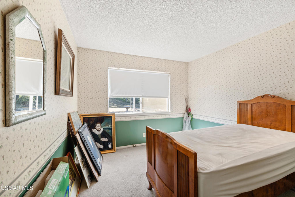 884 Bennett Street Simi Valley, CA 93065 - Photo 16 of 26