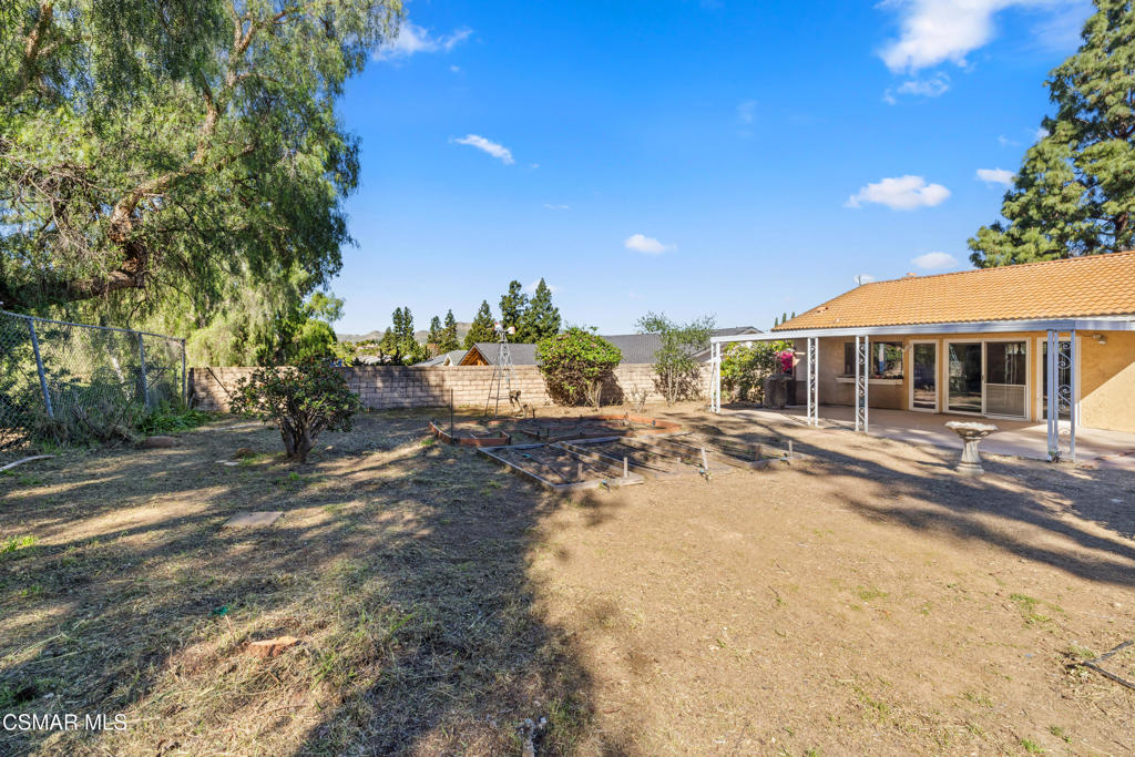 884 Bennett Street Simi Valley, CA 93065 - Photo 22 of 26