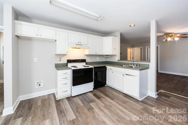 $1,795 | 807 King Arthur Drive, Gastonia, NC 28056