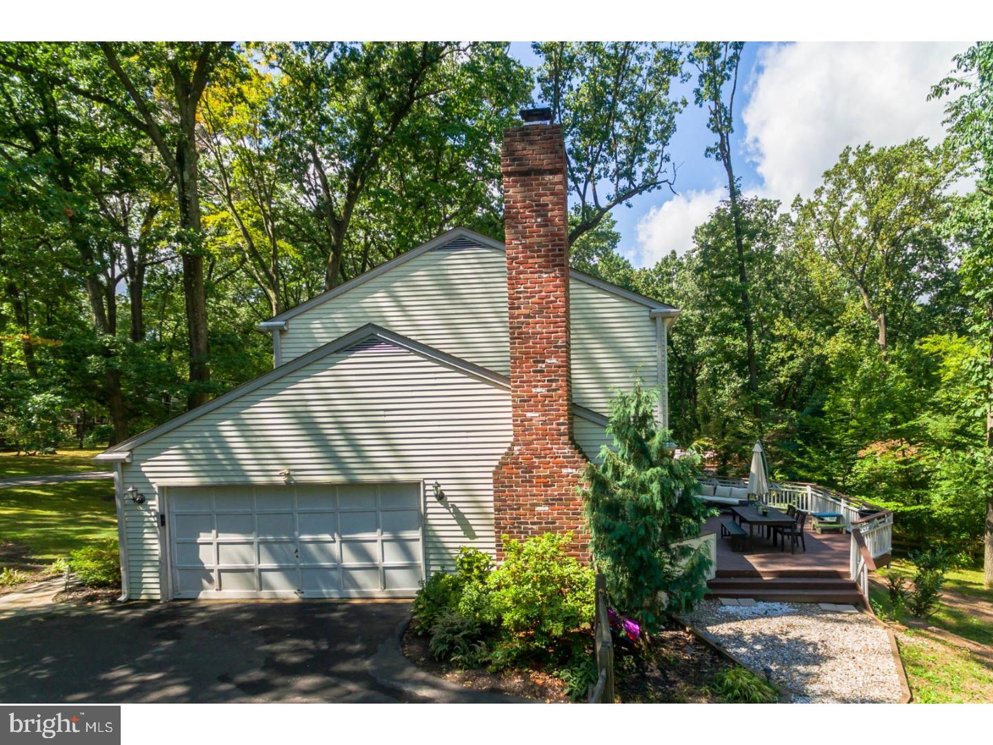 699 Forest Road Wayne, PA 19087 - Photo 25 of 25 Garage