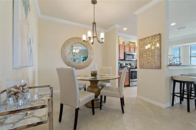 $2,295 | 7015 River Hammock Drive, Unit 405, Bradenton, FL 34212