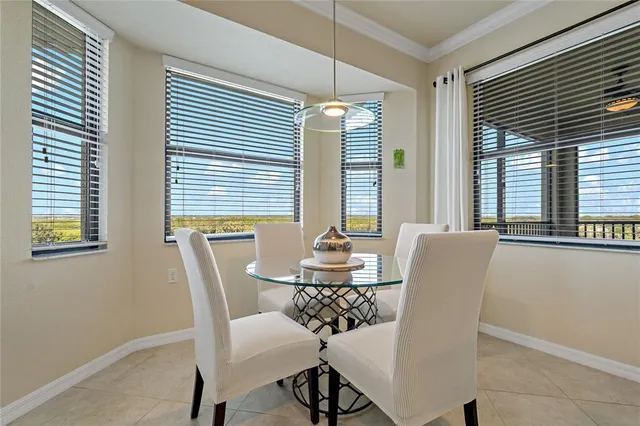 $2,295 | 7015 River Hammock Drive, Unit 405, Bradenton, FL 34212