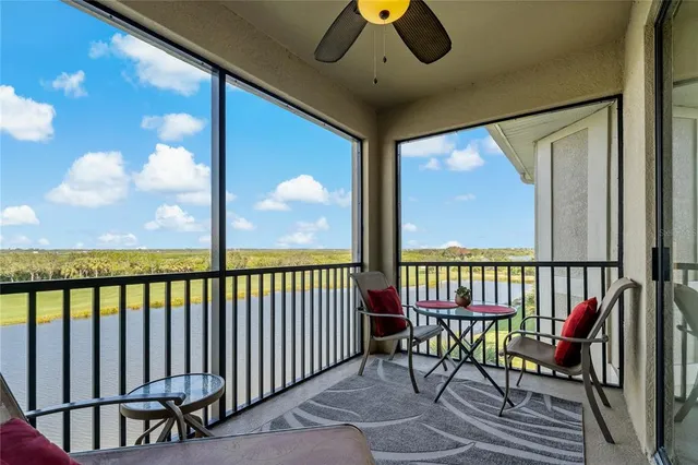 $2,295 | 7015 River Hammock Drive, Unit 405, Bradenton, FL 34212